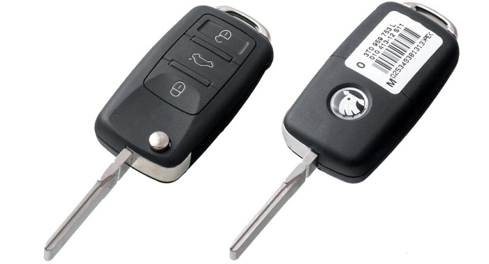 Ключ для Skoda Roomster 2011-2015 г.в.